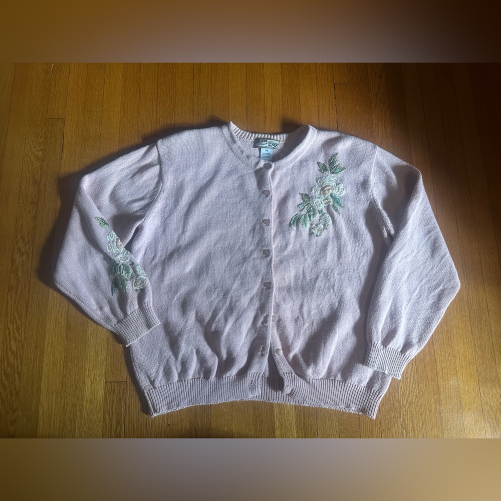 Vintage Heirloom Collectibles Baby Pink Floral Butterfly embroidered Cardigan, M